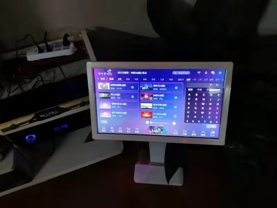 唱万家M8点歌机|【电商快报】唱万家M8点歌机好不好用？功能全面音色好不好？