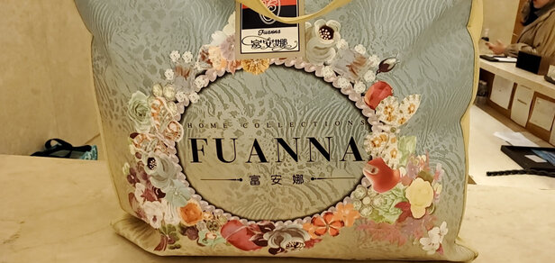 富安娜欢乐颂抗菌白鹅绒二合一被极度喜欢感受反馈