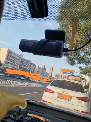 行车记录仪