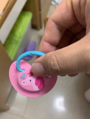 安抚奶嘴
