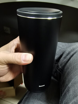 车载垃圾桶