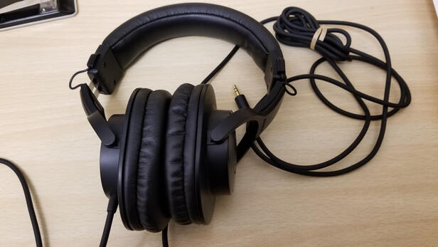 铁三角（Audio-technica）ATH-M20x 入门级专业监听头戴式耳机