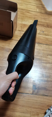 车载吸尘器