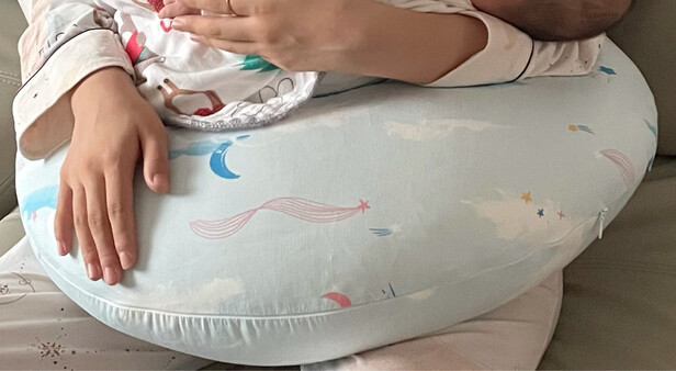哺乳枕