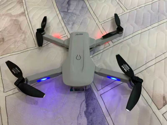 鲁咔贝卡4K航拍无人机怎么样？千万不要被欺骗了！
