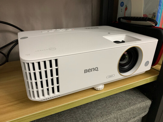 明基th685好不好?对比度高不高,流畅度佳吗