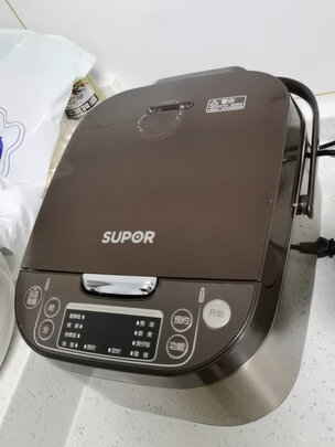 %title插图%num 苏泊尔(SUPOR)电饭煲电饭锅5L铜晶不粘内胆2-8人使用炫彩拉丝金属机身多功能家用智能电饭煲50FC643