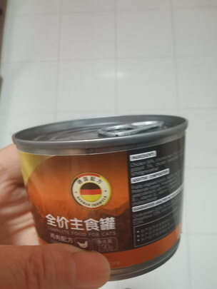 猫粮罐头