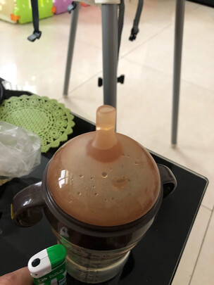 婴儿学饮杯