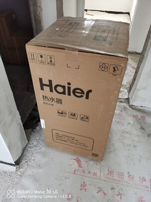 对比区别明基和极米投影仪哪个好，哪款更受欢迎！