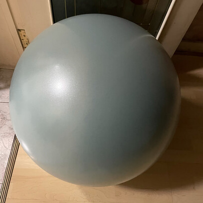 瑜伽球