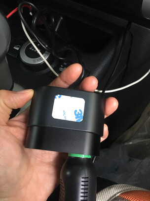 车载充电器