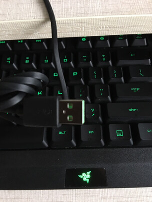 内幕爆料：雷蛇Razer 北海巨妖耳机优缺点揭露评测