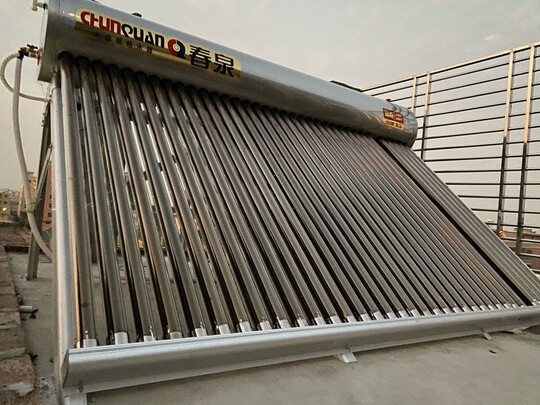 春泉|外观展示春泉太空能热水器怎么样？到底是好还是差？