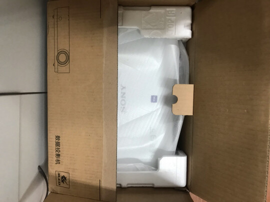 %title插图%num 索尼(SONY)VPL-EX570 投影仪 投影机办公(标清XGA 4200流明 双HDMI高清接口)