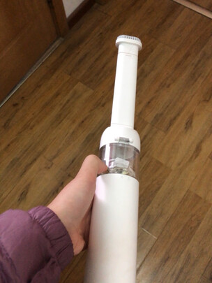 车载吸尘器
