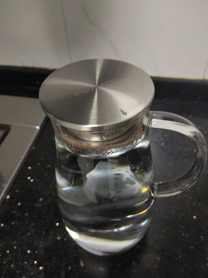 玻璃杯