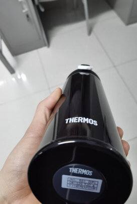 保温杯
