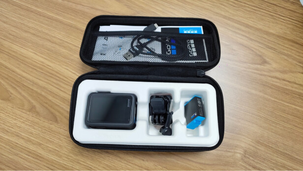 %title插图%num 【当日次日达】GoPro hero10 black 运动相机5.3K防抖防水Vlog潜水直播摩托骑行 【出游Vlog推荐】丨128G原厂双电池迷你杆套餐