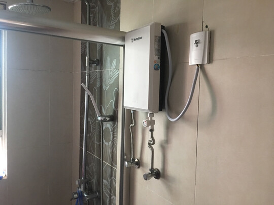 真实讲讲西屋7000W+发热体电热水器怎么样?？爆料坑不坑人?