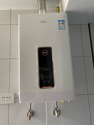 万家乐JSQ30-D8热水器|知乎评测：万家乐JSQ30-D8燃气热水器怎么样?用后半年讲体验真相