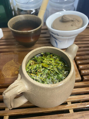 百年利永小佛手壶是哪里生产的，值吗