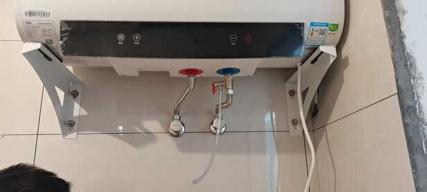 万家乐D60-DB1扁桶电热水器|万家乐D60-DB1扁桶电热水器真实使用感受？真相必看