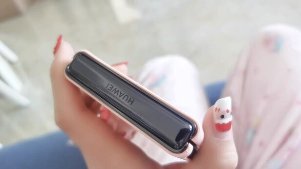 华为HUAWEI|用户揭秘华为HUAWEI P50 Pocket手机好吗,入手解密评测真相