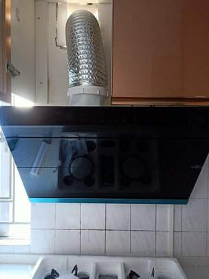 万和CXW-318-J728A油烟机|客观评价万和CXW-318-J728A油烟机怎么样？上手三周说真相