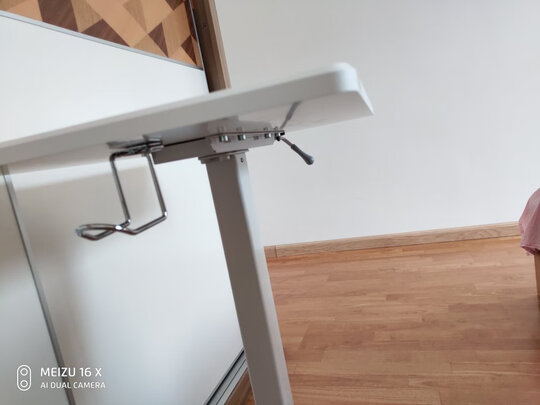 宜客乐思升降桌怎么样听说质量很差属实吗