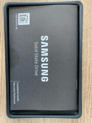 SAMSUNG MZ-77Q1T0B对比WD S100T2G0A区别大不大？哪个售后比较给力？哪个简单方便？