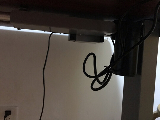 乐歌E2升降桌1.6m电脑桌|乐歌E2升降桌1.6m电脑桌如何,值得入手的原因分享！