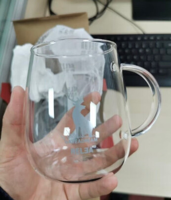 玻璃杯