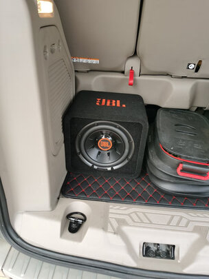 车载低音炮音响