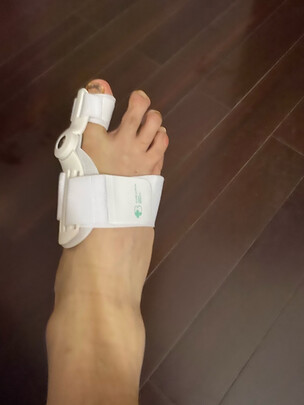 脚趾矫正器