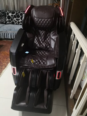 奥佳华OG-7608按摩椅|外观展示奥佳华按摩椅质量怎么样?用后一周讲体验真相？