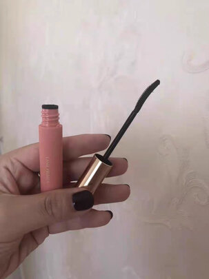 睫毛膏