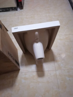 水箱蹲便器