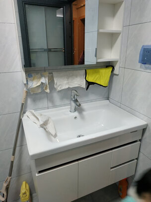 浴室柜|[用户爆料]联勒实木浴室柜怎么样?多少人不看被坑了？