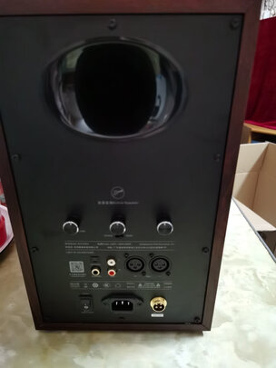 惠威（HiVi）M5A三分频高保真有源音箱 无线蓝牙Wi-Fi 客厅书架式 电视电脑 HiFi音响