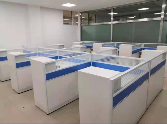 中伟屏风办公桌|用户揭秘中伟屏风办公桌好吗,入手解密评测真相