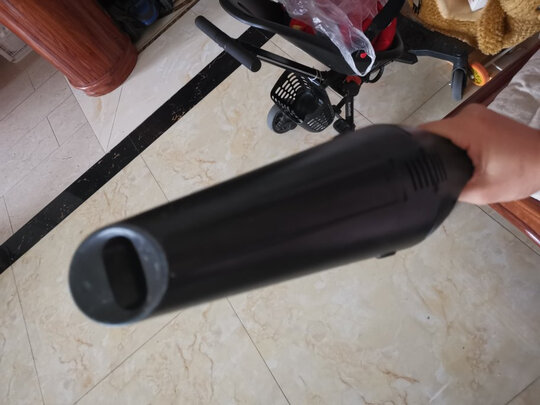 车载吸尘器