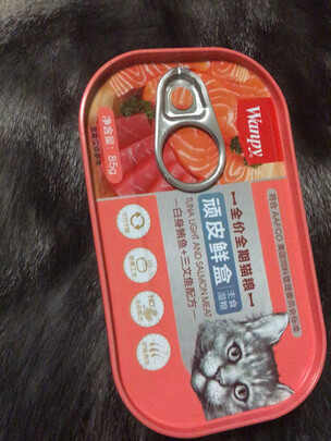 猫粮罐头