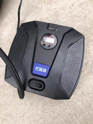 车载充气泵