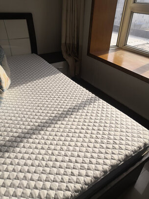 床垫|【热搜头条】金橡树床垫好吗？值得选购吗？优缺点评测讲解