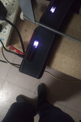 汽车应急启动电源