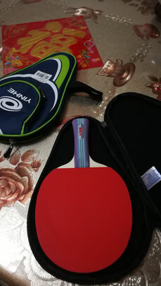 三,李宁国家队拍套乒乓球拍套网友对比评测