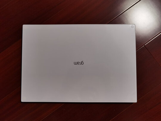 LG|外观展示LG gram 2021款笔记本电脑怎么样多少人不看这被坑了？