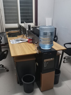中伟职员桌办公桌|中伟职员桌办公桌怎么样？亲身体验告知你实情！