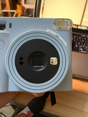 INSTAX 方形相纸怎么样呀，操作简单吗，色彩艳丽吗？